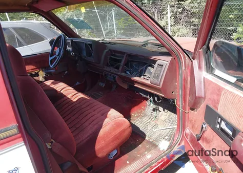 1992 Chevrolet Gmt-400 C2500 z USA, uszkodzony, nr VIN 1GCGC24K5NE171401